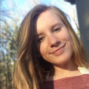 Meet your Posher, Anne marie